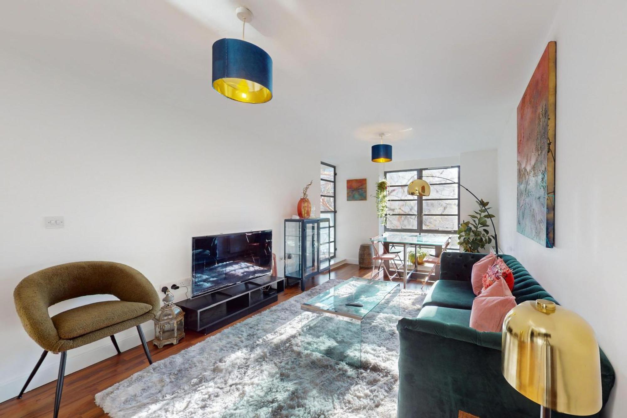 Apartamento Spacious 2br With Private Balcony On Regent's Canal
